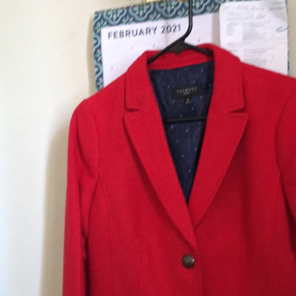 Coat - Picture 3 of 4